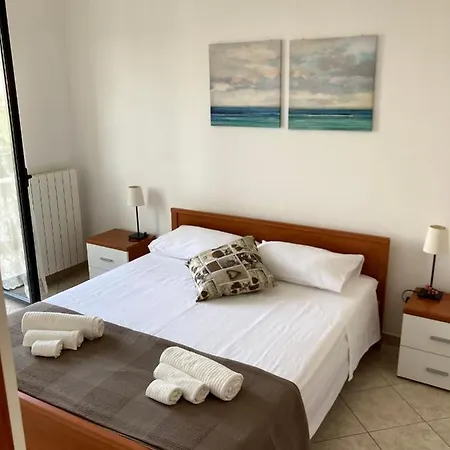 Essence Appartament Apartman